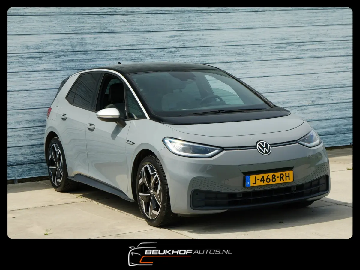 First Plus 58 kWh Carplay Nav Camera Soh 92%