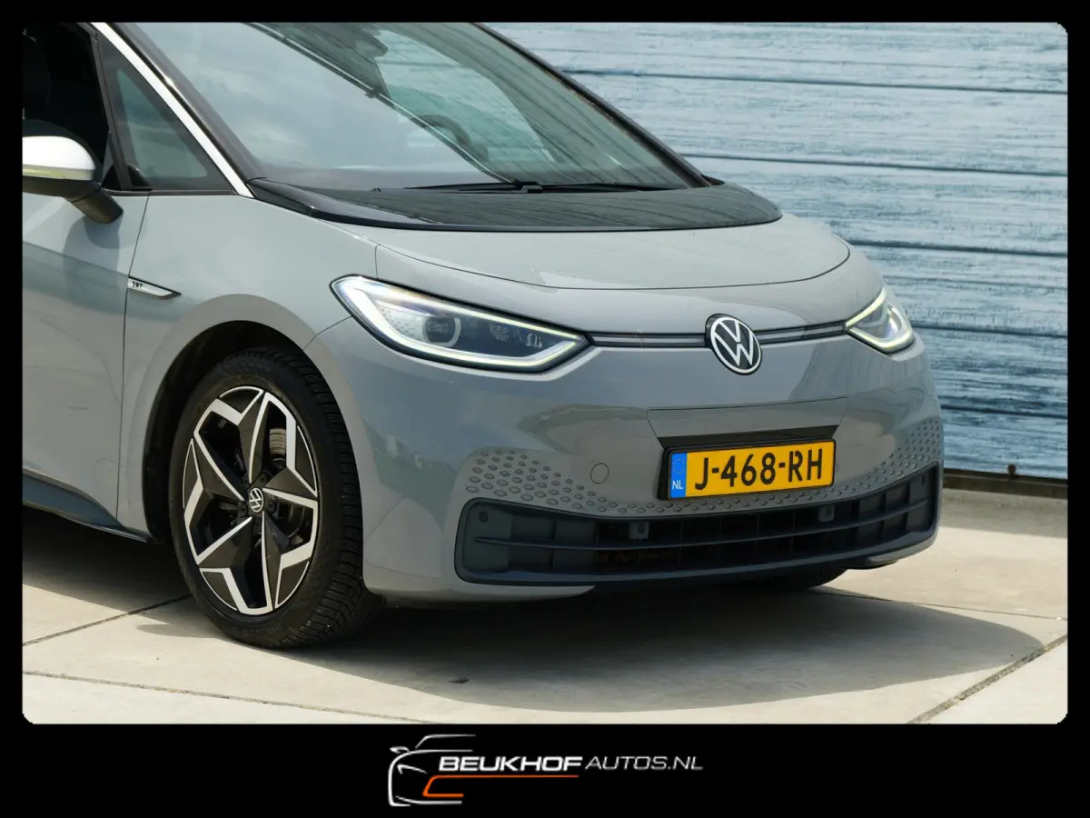 First Plus 58 kWh Carplay Nav Camera Soh 92%