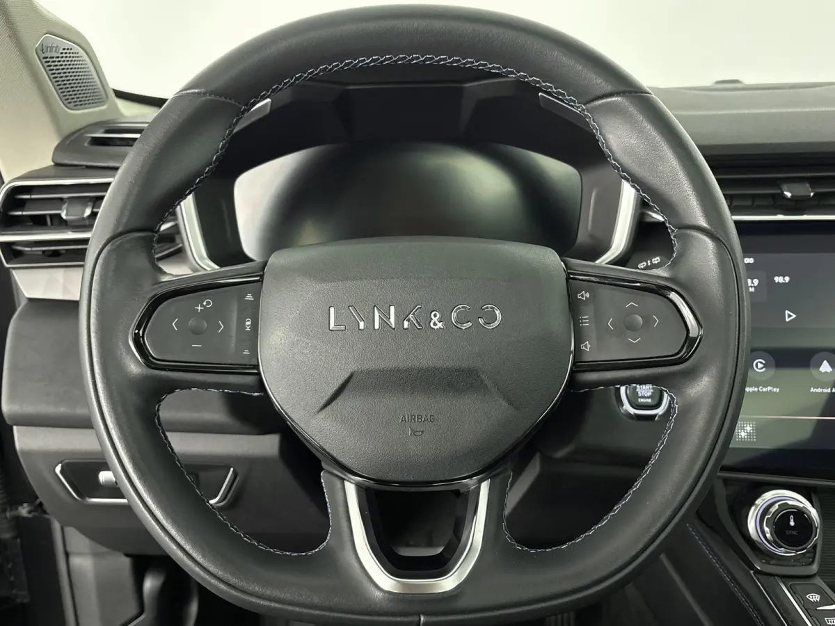 1.5 PHEV | Origineel Nederlands | Automaat | Stoelverwarming | Dodehoekdetectie | 360-Camera | Achteruitrijcamera | Panorama/Schuifkanteldak