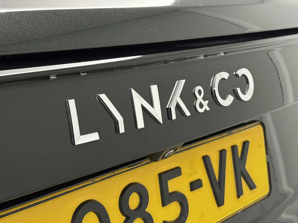 1.5 PHEV | Origineel Nederlands | Automaat | Stoelverwarming | Dodehoekdetectie | 360-Camera | Achteruitrijcamera | Panorama/Schuifkanteldak