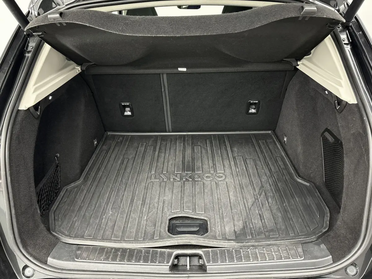 1.5 PHEV | Origineel Nederlands | Automaat | Stoelverwarming | Dodehoekdetectie | 360-Camera | Achteruitrijcamera | Panorama/Schuifkanteldak