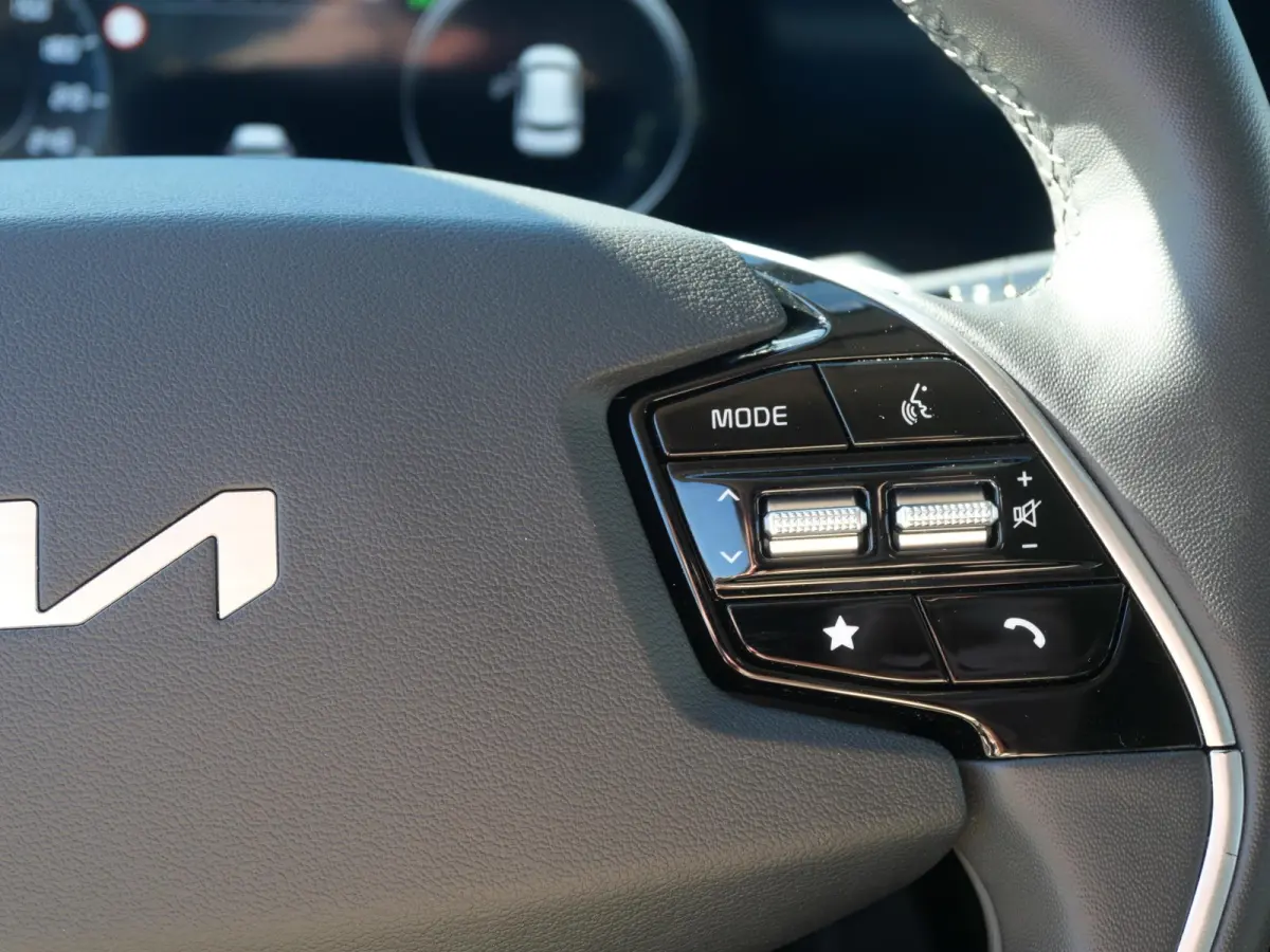 1.6 GDi PHEV DynamicPlusLine | Cruise | Keyless | Stoel-Stuurverwaming | Carplay | Navi |