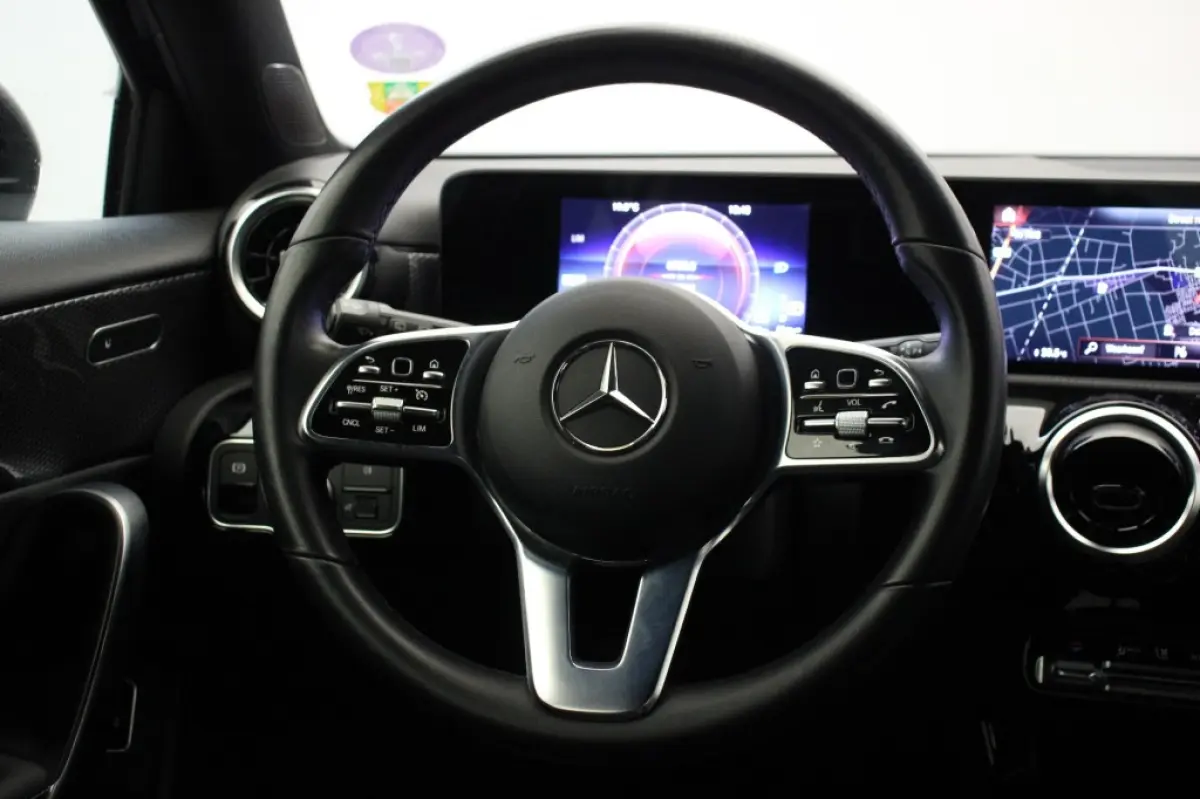 250 e Luxury Line - Camera, Navi, Cruise, Stoelverw. Half Leer