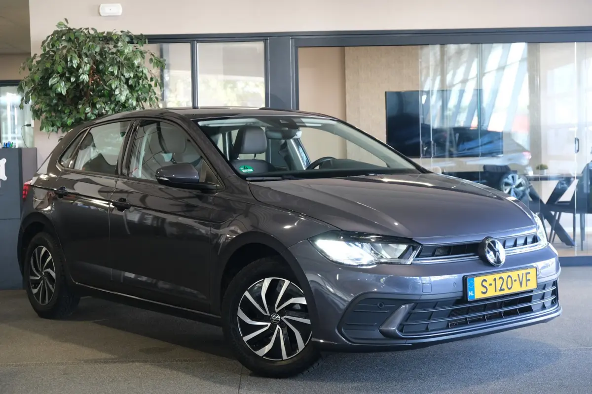 1.0 TSI Life Business Viritual Navi Carplay ACC PDC
