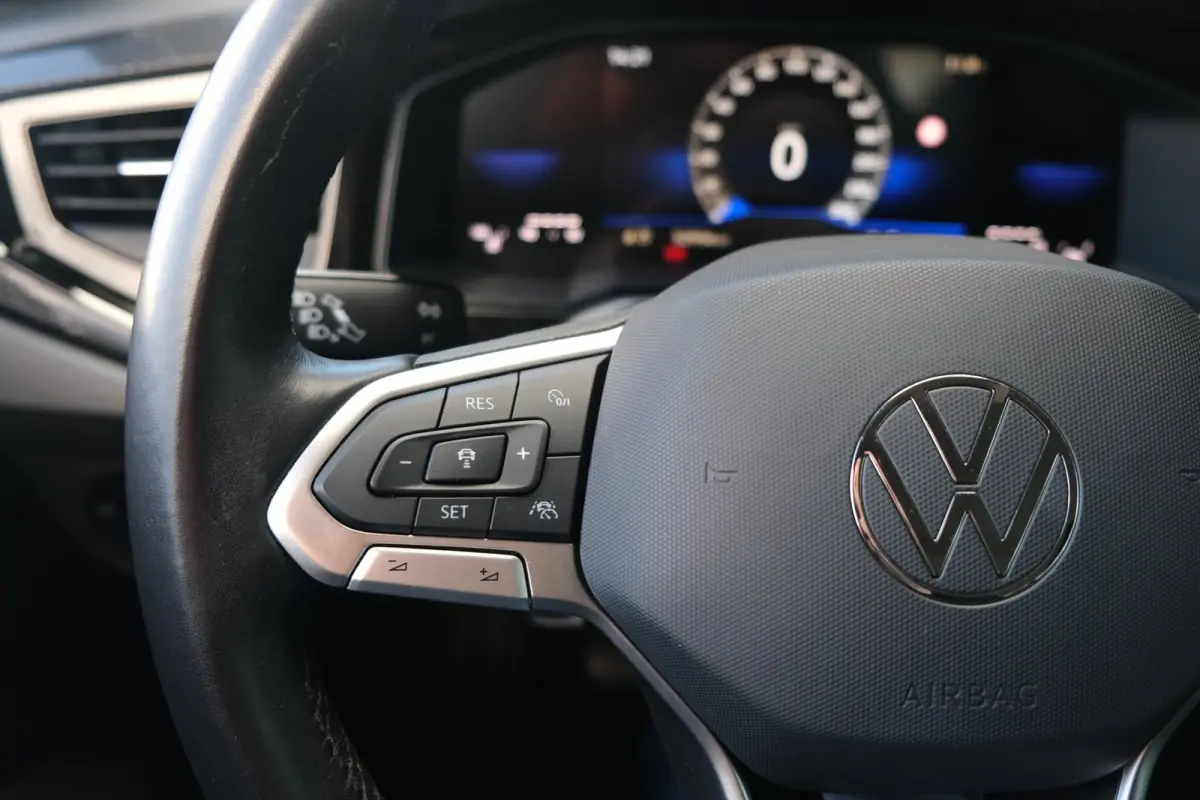 1.0 TSI Life Business Viritual Navi Carplay ACC PDC