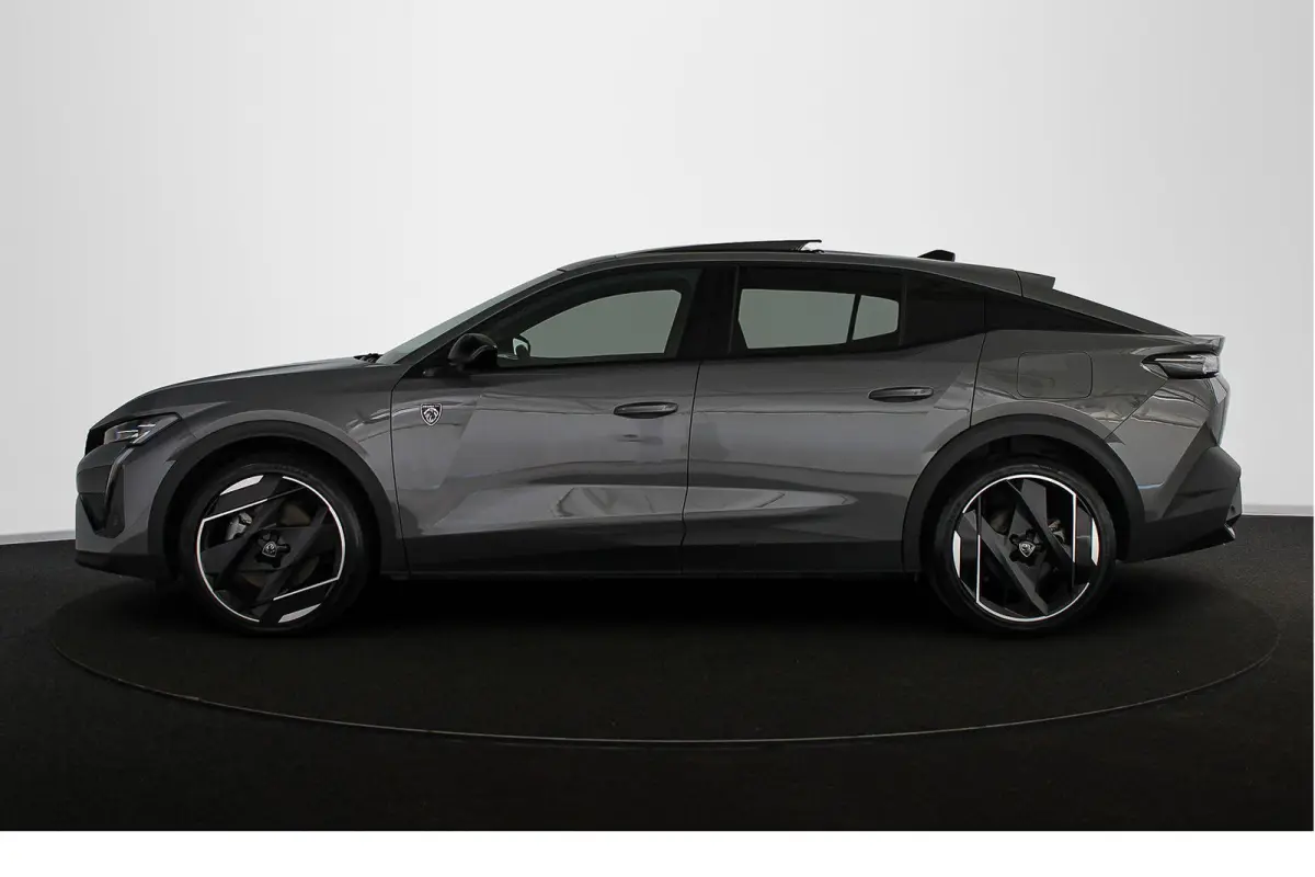 1.6 HYbrid 225 GT Pano FOCAL Massage 360 Camera Night Vision