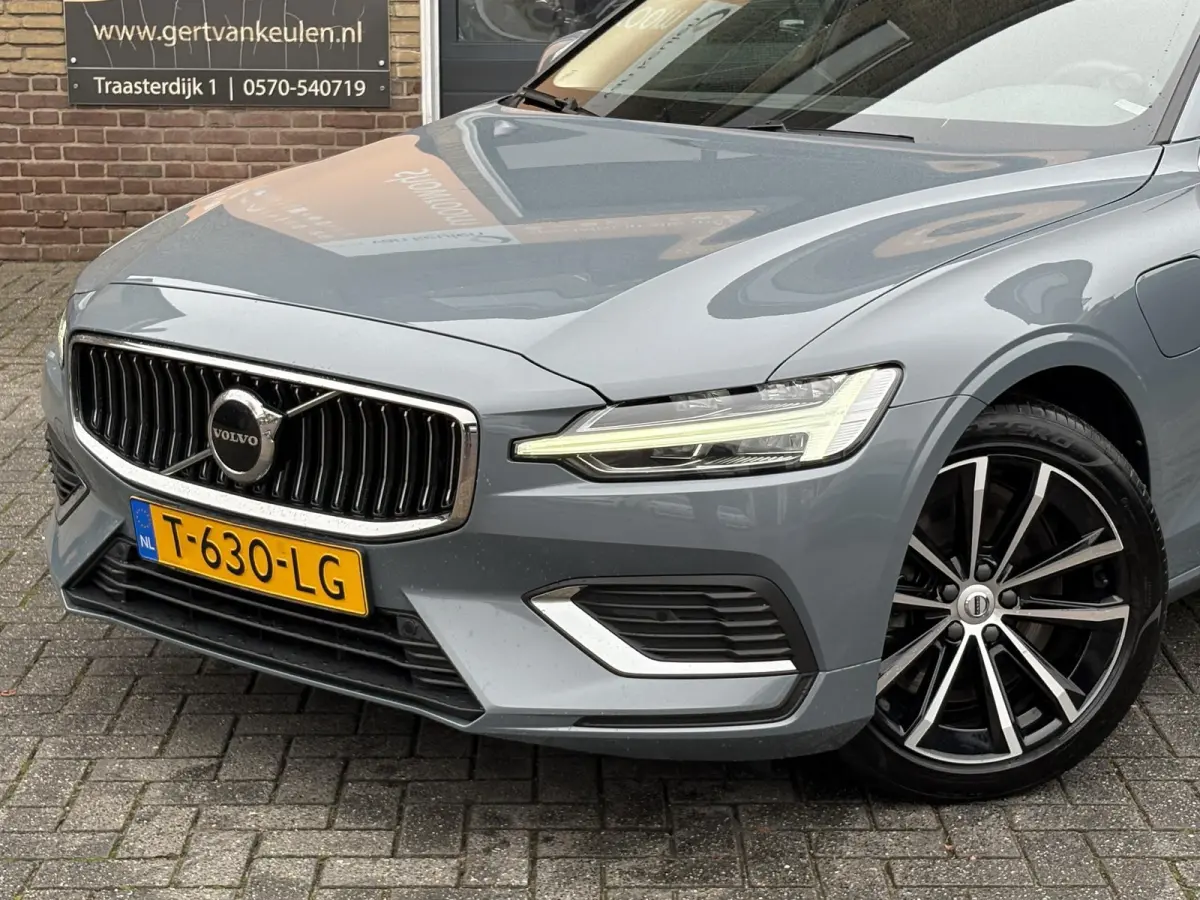2.0 T6 Plug-in hybrid AWD Core Bright LONG RANGE 19 KWh 1E EIG./NL-AUTO/TREKHAAK/SOH 100%