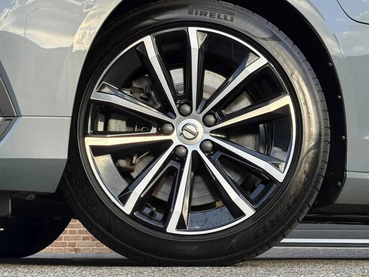 2.0 T6 Plug-in hybrid AWD Core Bright LONG RANGE 19 KWh 1E EIG./NL-AUTO/TREKHAAK/SOH 100%