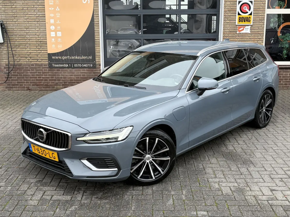 2.0 T6 Plug-in hybrid AWD Core Bright LONG RANGE 19 KWh 1E EIG./NL-AUTO/TREKHAAK/SOH 100%