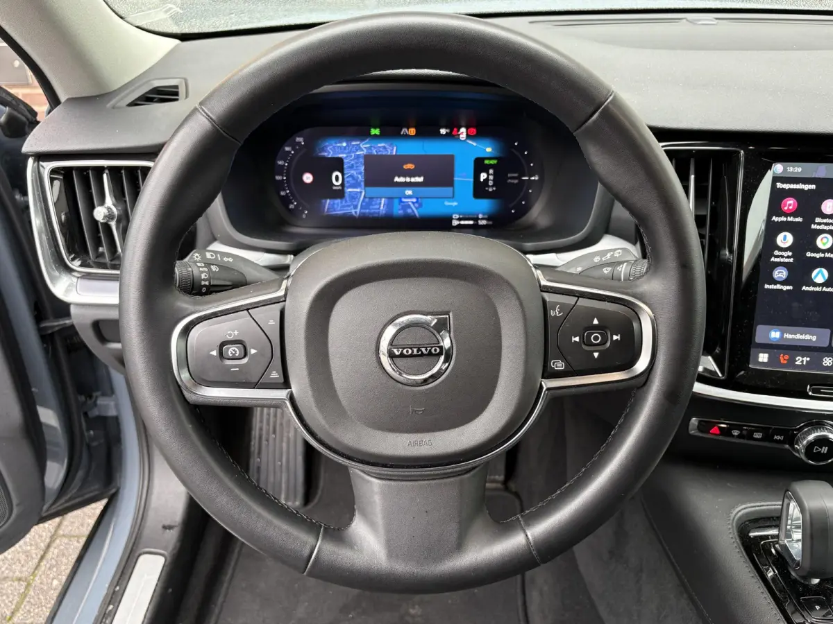 2.0 T6 Plug-in hybrid AWD Core Bright LONG RANGE 19 KWh 1E EIG./NL-AUTO/TREKHAAK/SOH 100%