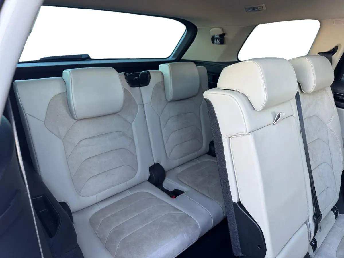 2.0 TSI 4x4 Style Business 7p. ✅ Trekhaak ✅ Pano ✅ ACC ✅ LED
