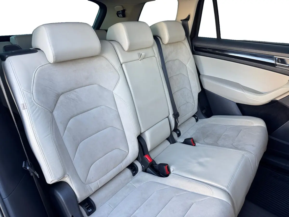 2.0 TSI 4x4 Style Business 7p. ✅ Trekhaak ✅ Pano ✅ ACC ✅ LED