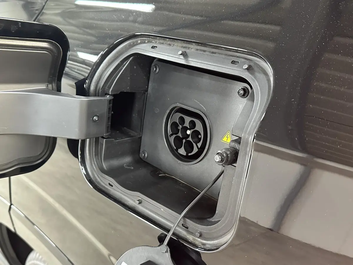 1.5 Luxury | Leder | Apple Carplay/Android Auto |