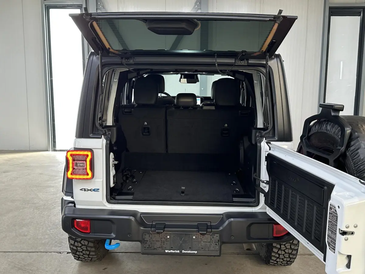 4xe 380 Rubicon PHEV Hard Top | Acc | Camera | Leder |