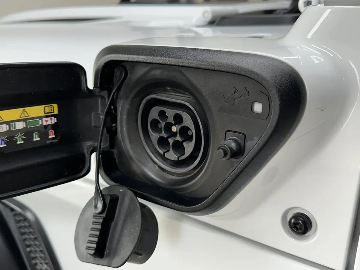 4xe 380 Rubicon PHEV Hard Top | Acc | Camera | Leder |