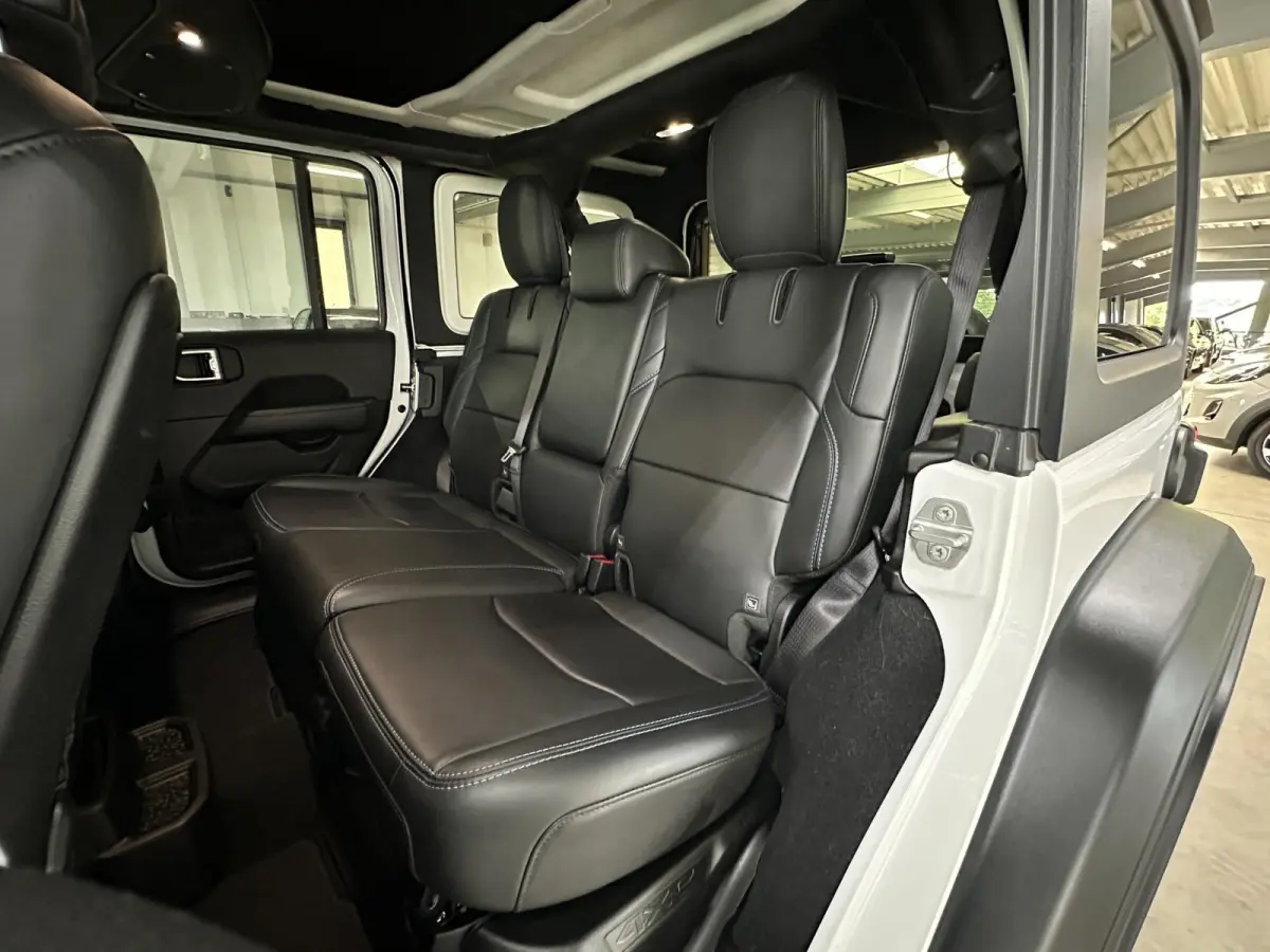 4xe 380 Rubicon PHEV Hard Top | Acc | Camera | Leder |