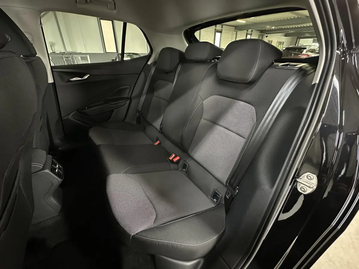 1.0 TSI 115 pk DSG Edition | Apple Carplay/Android Auto | Camera | Winter Pakket |