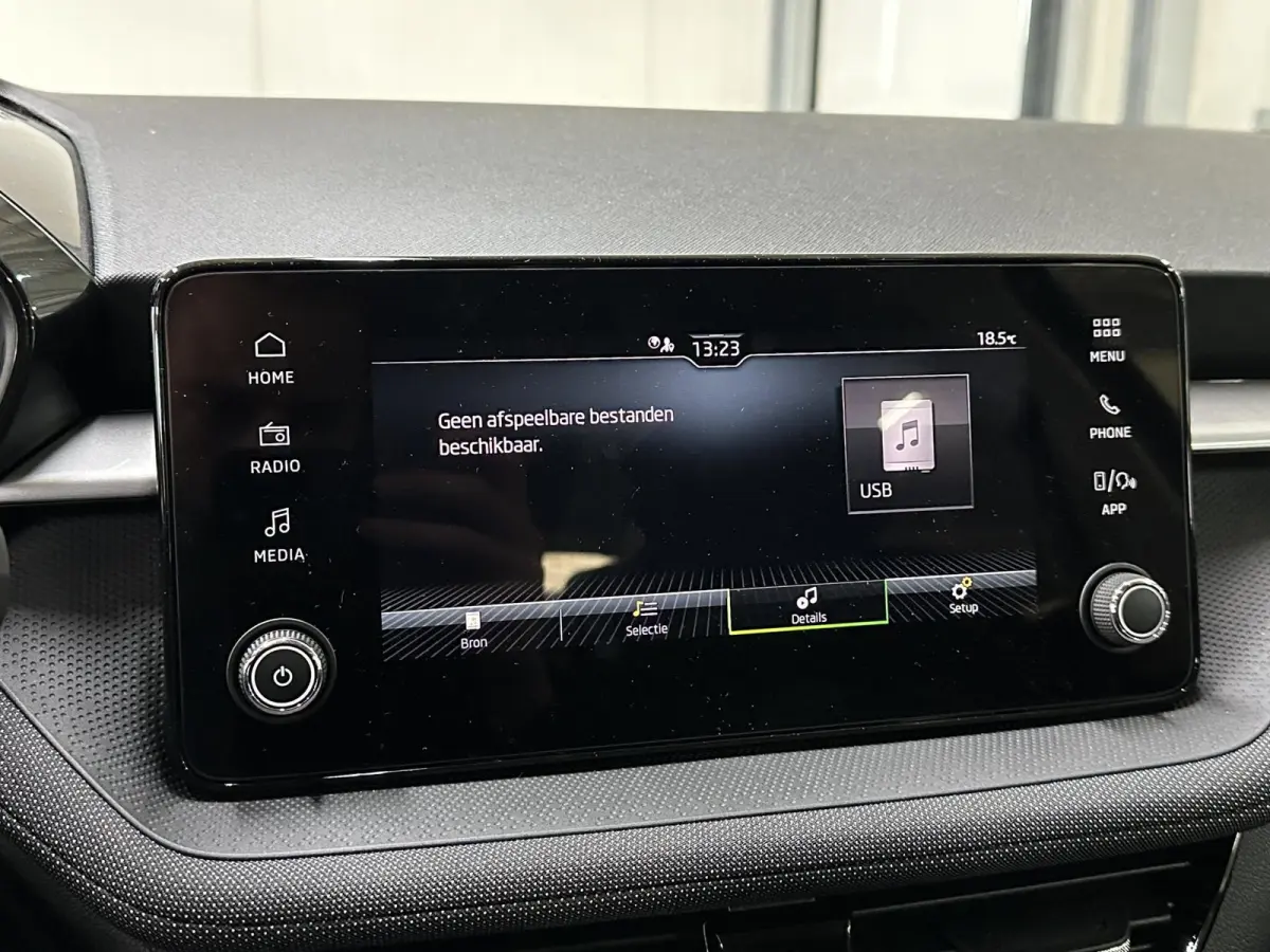 1.0 TSI 115 pk DSG Edition | Apple Carplay/Android Auto | Camera | Winter Pakket |