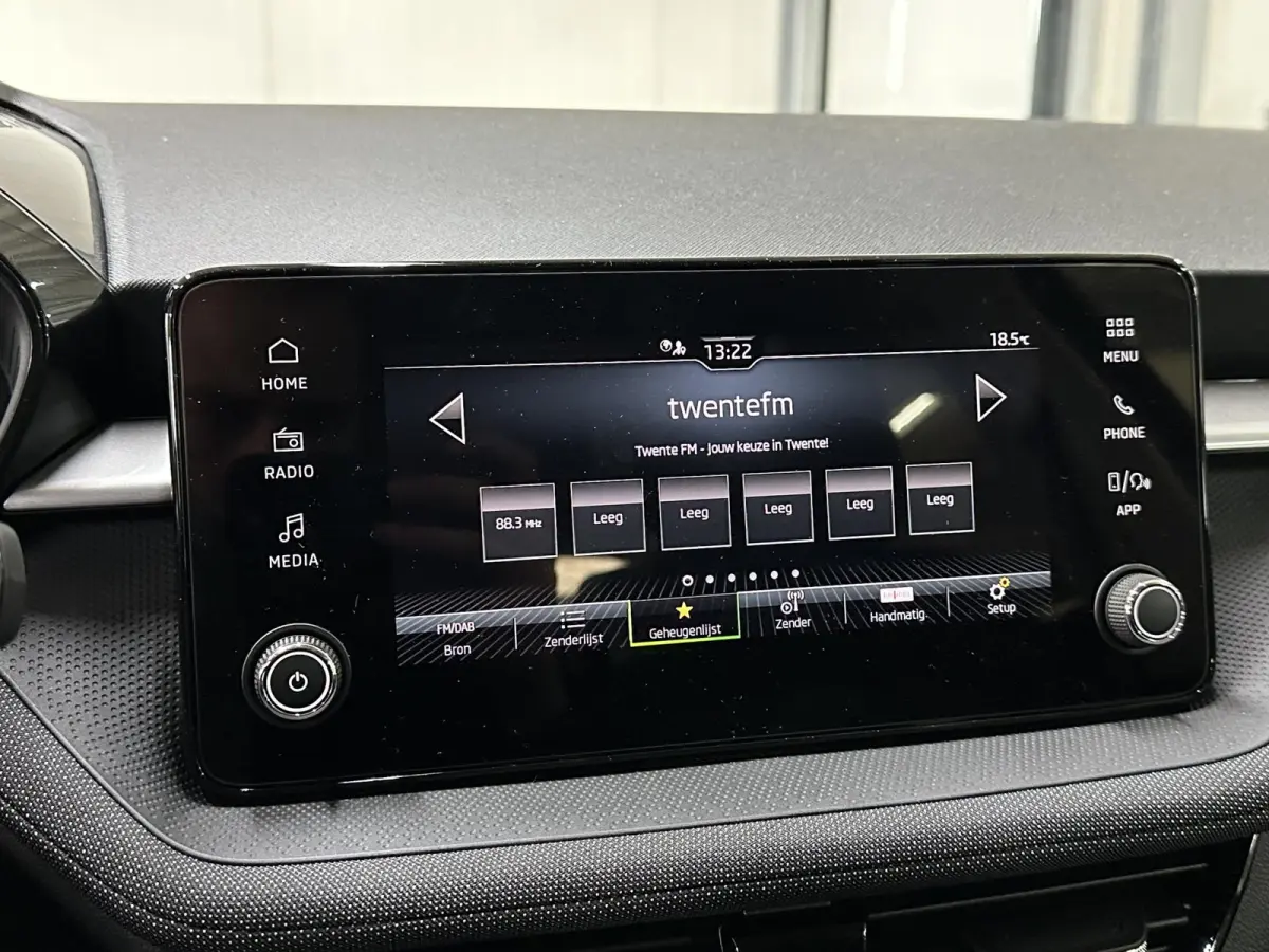 1.0 TSI 115 pk DSG Edition | Apple Carplay/Android Auto | Camera | Winter Pakket |