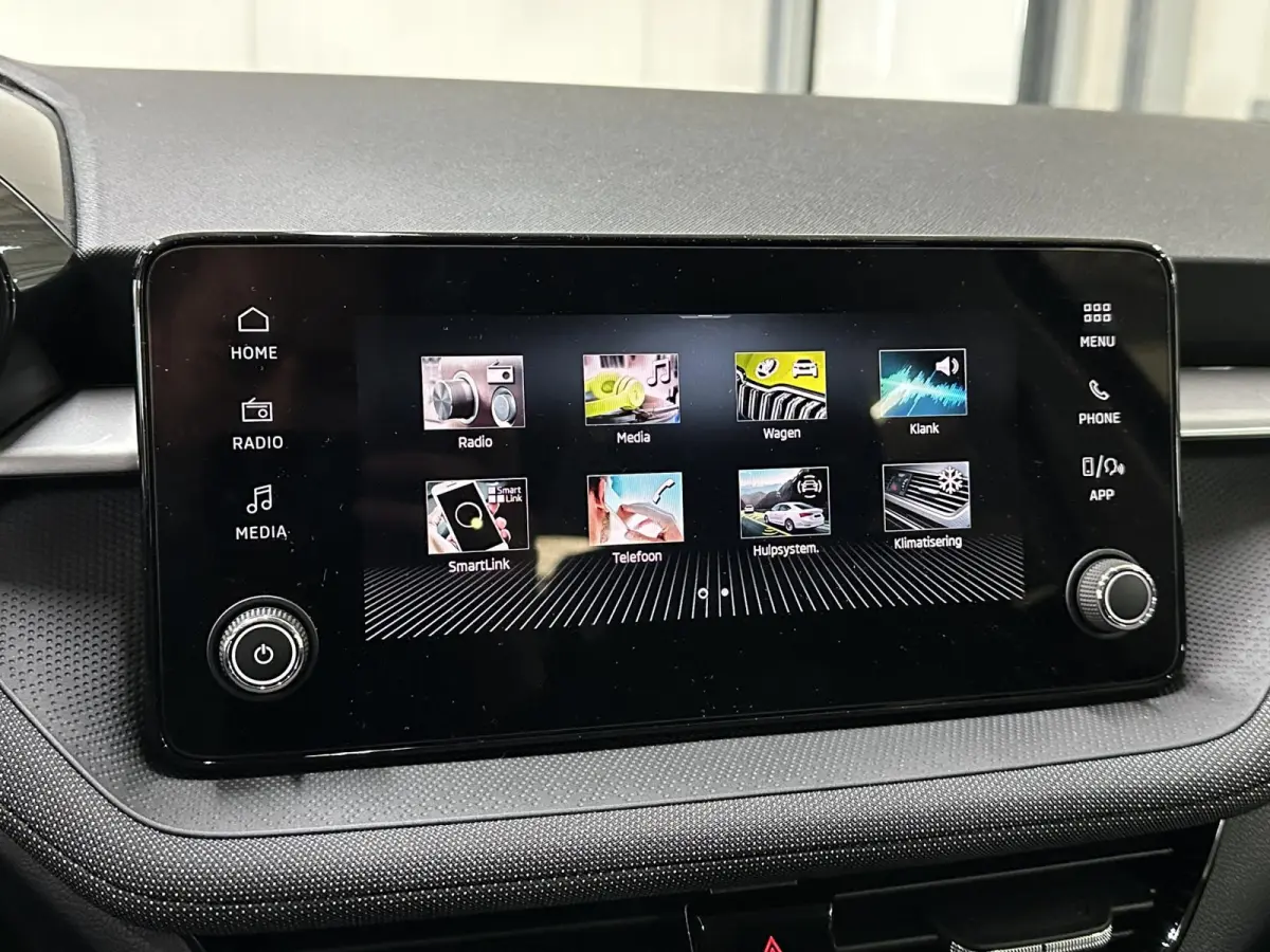 1.0 TSI 115 pk DSG Edition | Apple Carplay/Android Auto | Camera | Winter Pakket |