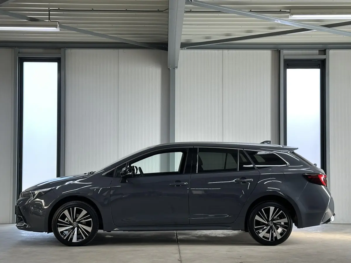 Hybrid 140 Dynamic | Acc | Camera | stoel stuur verw. |