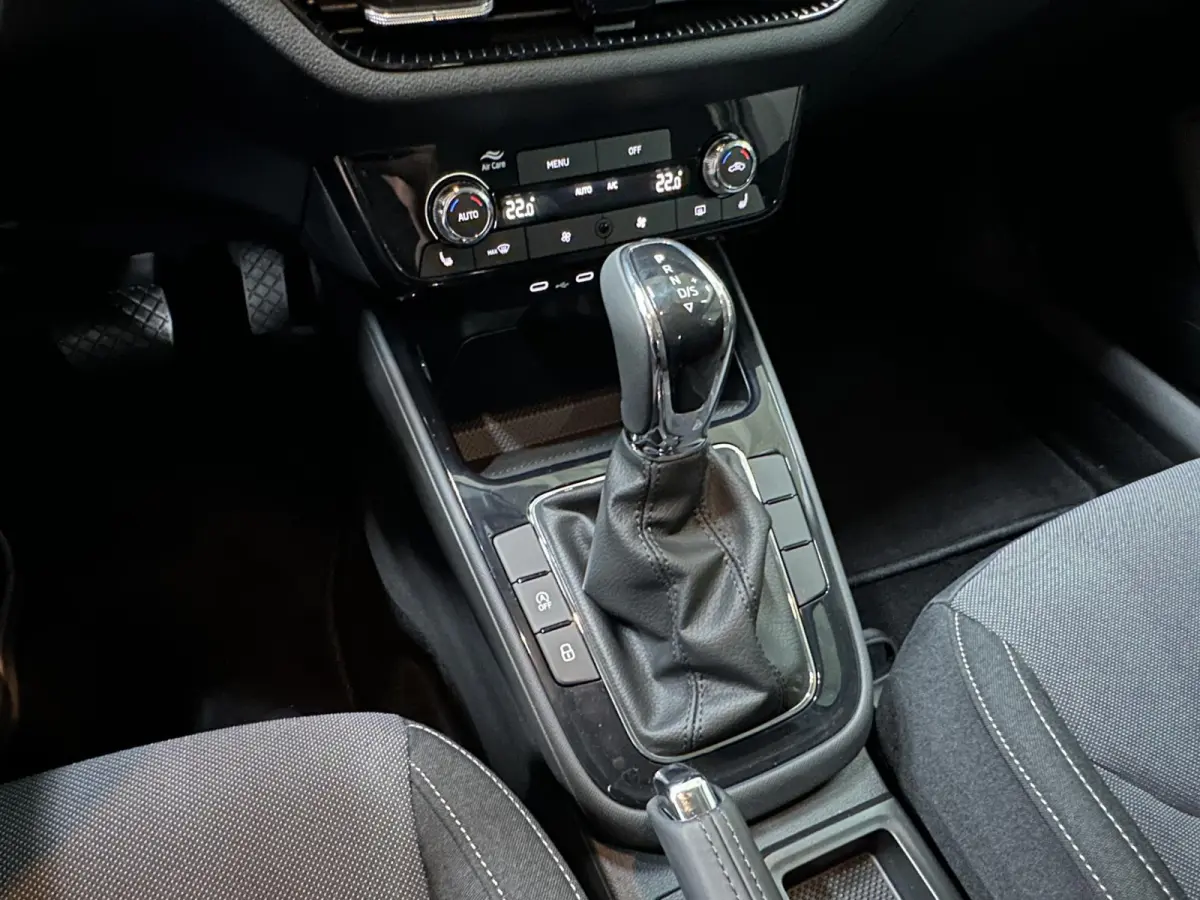 1.0 TSI 115 pk DSG Edition | Apple Carplay/Android Auto | Camera | Winter Pakket |
