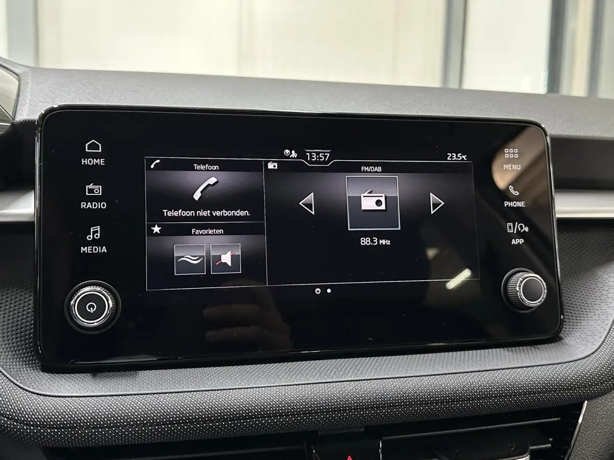 1.0 TSI 115 pk DSG Edition | Apple Carplay/Android Auto | Camera | Winter Pakket |
