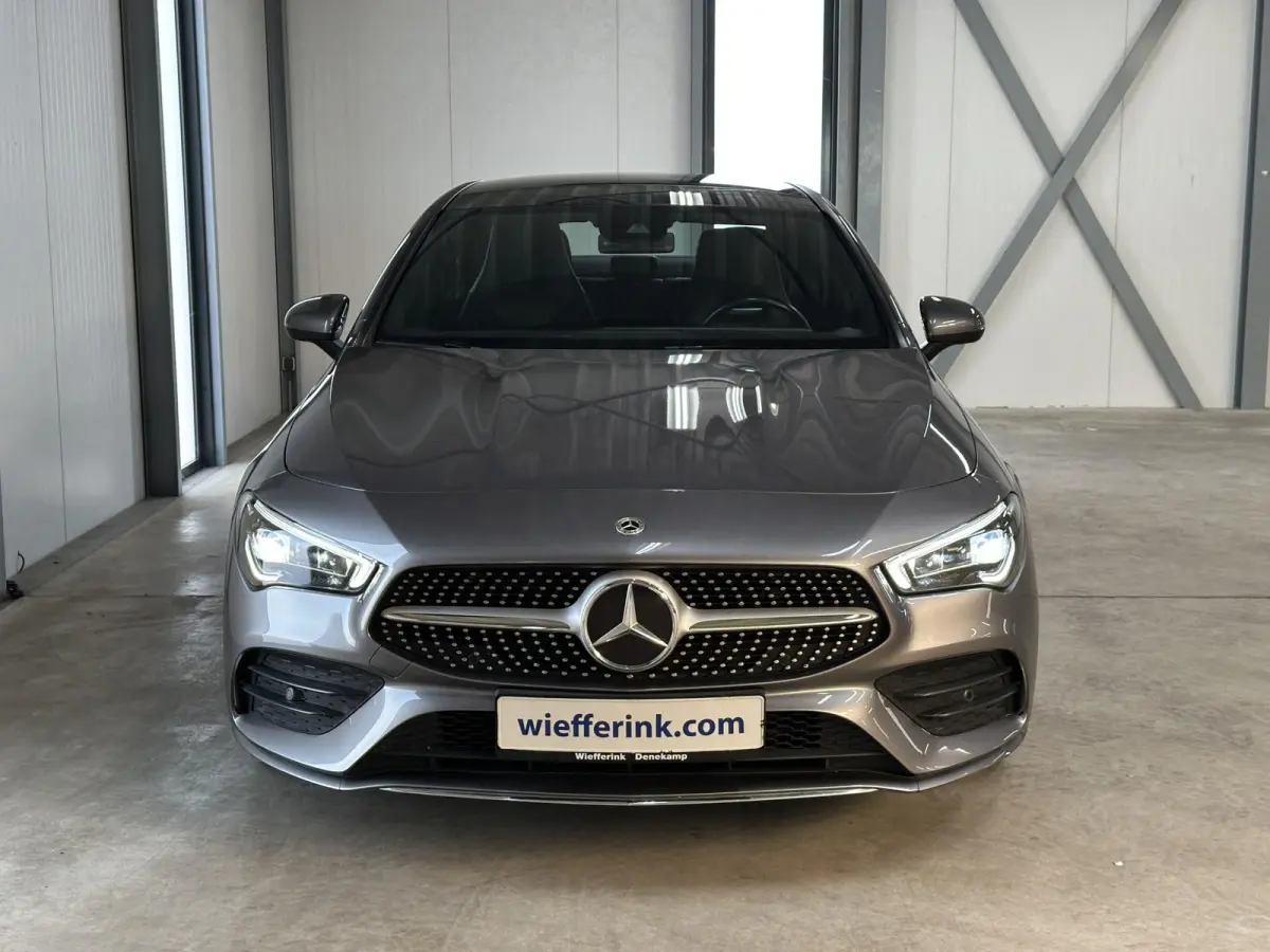 200 AMG Line | Pano | El. stoelen | LED |