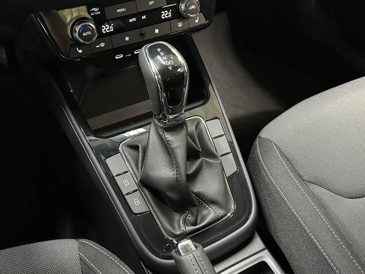 1.0 TSI 115 pk DSG Edition | Apple Carplay/Android Auto | Camera | Winter Pakket |