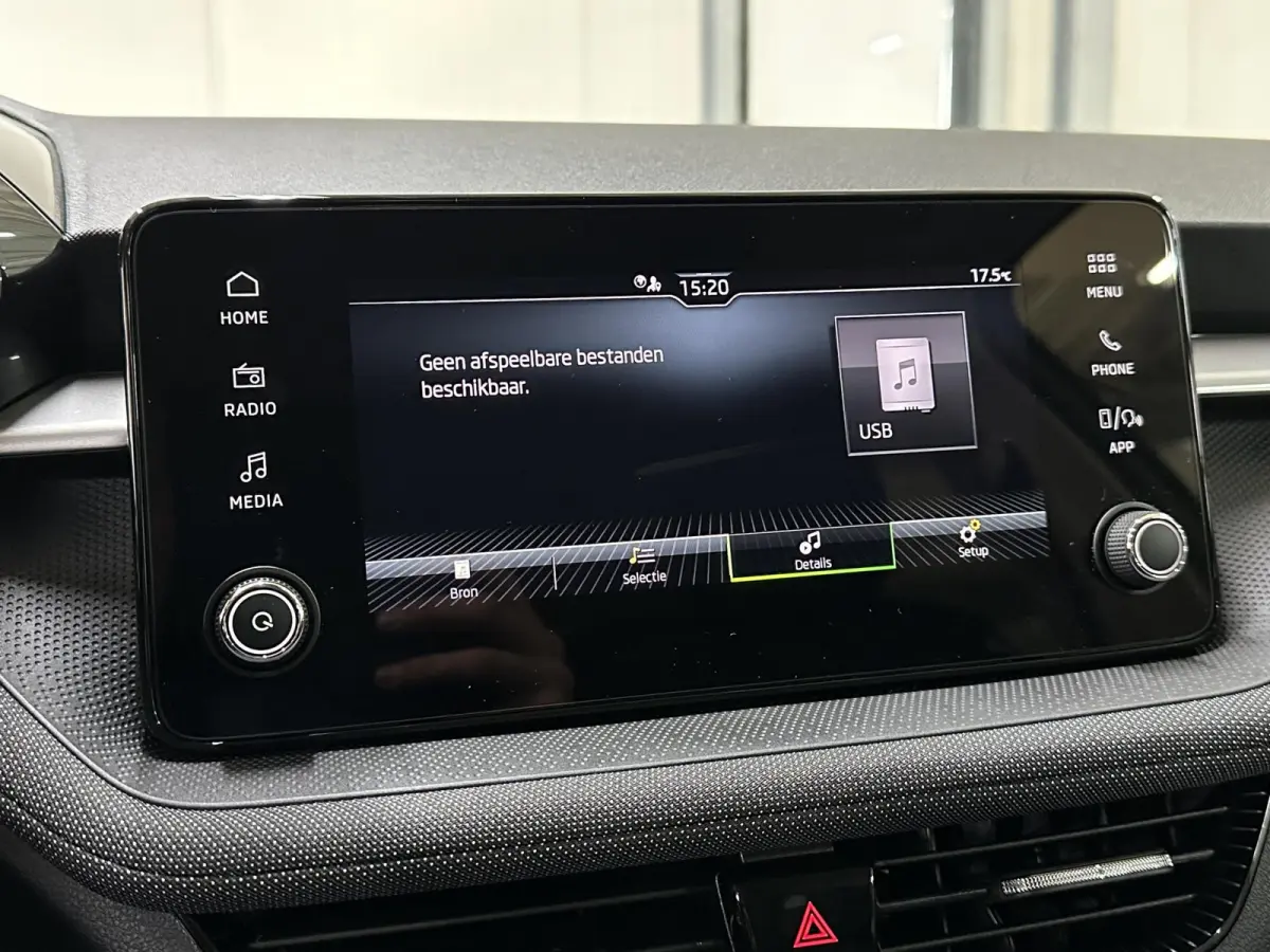 1.0 TSI 115 pk DSG Edition | Apple Carplay/Android Auto | Camera | Winter Pakket |