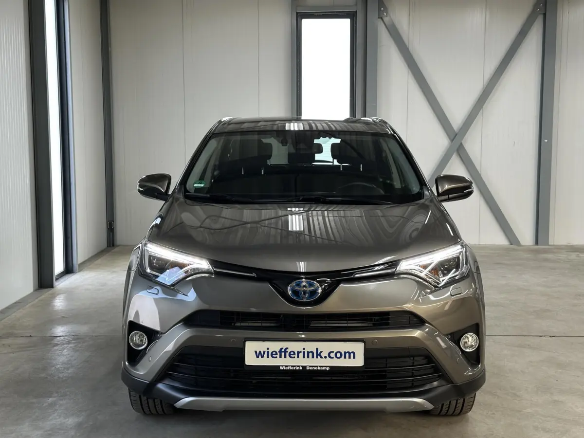 2.5 Hybrid Dynamic Sport | Navi | Camera |