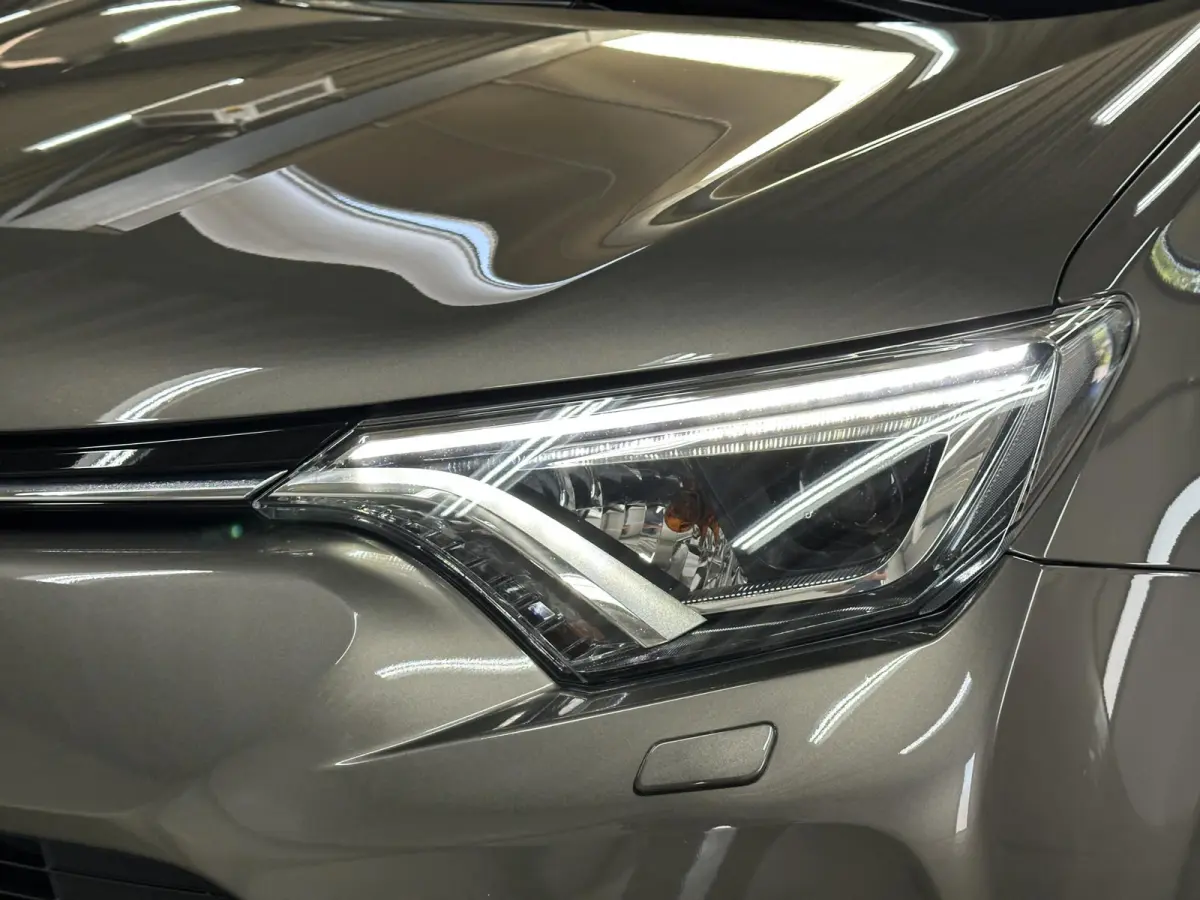 2.5 Hybrid Dynamic Sport | Navi | Camera |