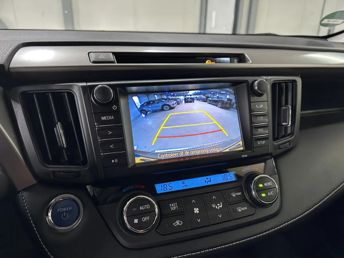 2.5 Hybrid Dynamic Sport | Navi | Camera |