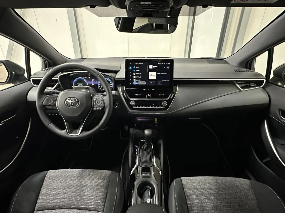 Hybrid 140 Dynamic | Acc | Camera | stoel stuur verw. |