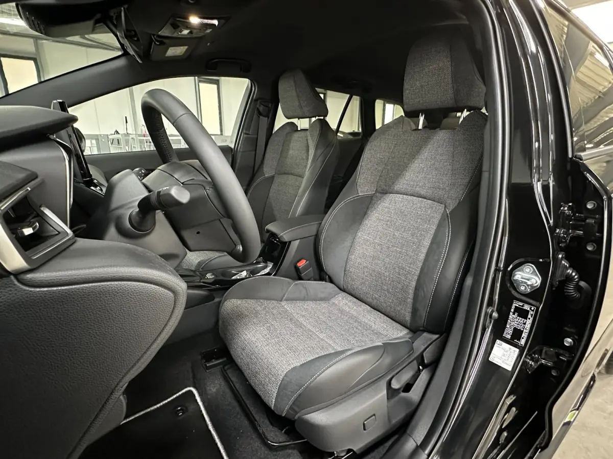Hybrid 140 Dynamic | Acc | Camera | stoel stuur verw. |
