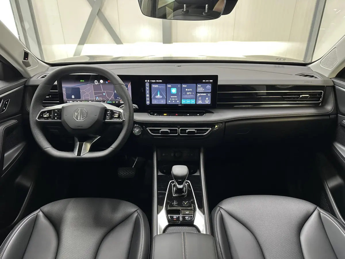 1.5 Luxury | Leder | Apple Carplay/Android Auto |