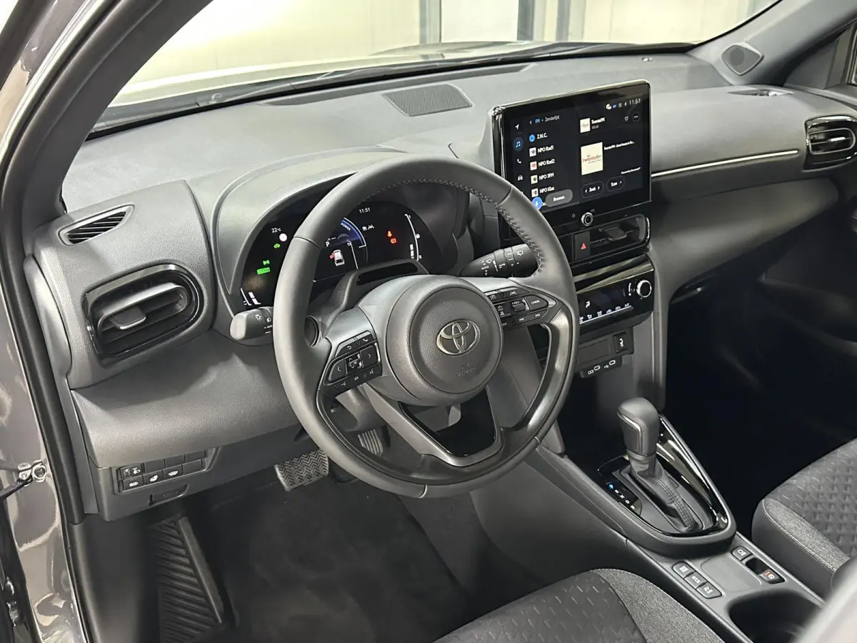 1.5 Hybrid 115 Dynamic | Stoel stuur verw. | Camera |