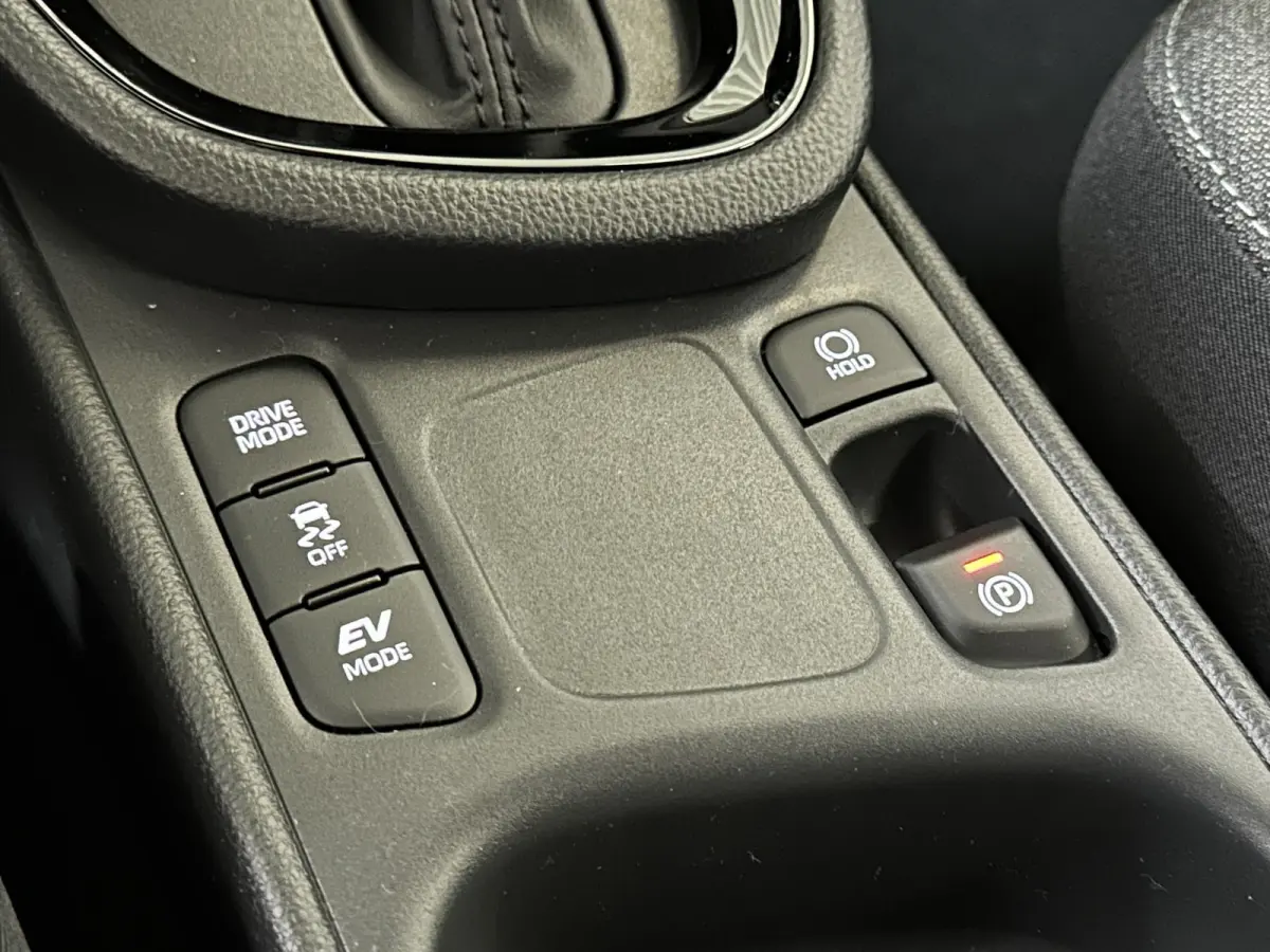 1.5 Hybrid 115 Dynamic | Stoel stuur verw. | Camera |