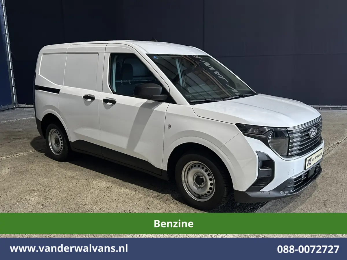 101pk Benzine L1H1 Euro6 Airco | Apple Carplay | Cruisecontrol | Parkeersensoren Android Auto, Verwarmbarde buitenpiegels