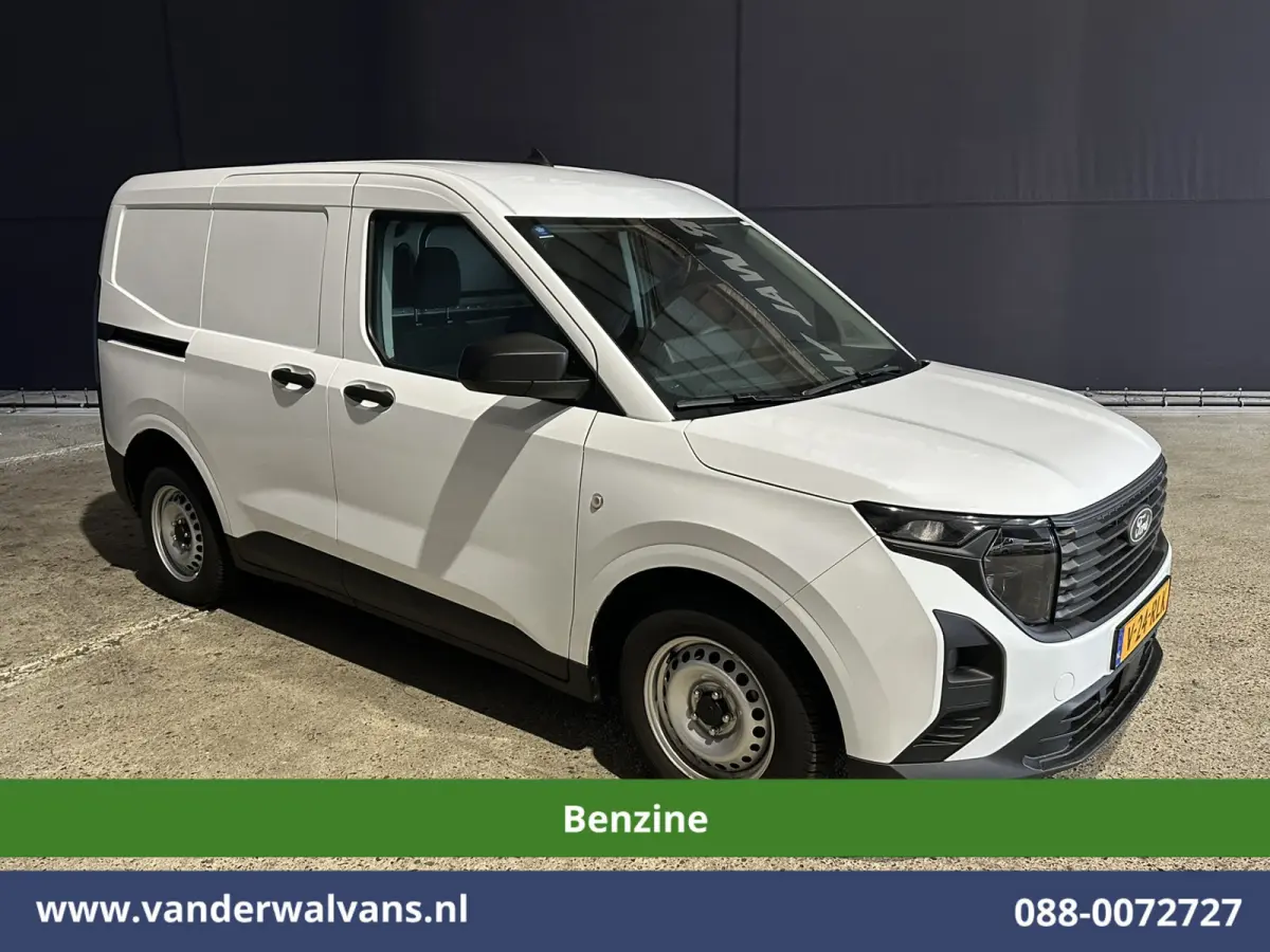 101pk Benzine L1H1 Euro6 Airco | Apple Carplay | Cruisecontrol | Parkeersensoren Android Auto, Verwarmbarde buitenpiegels
