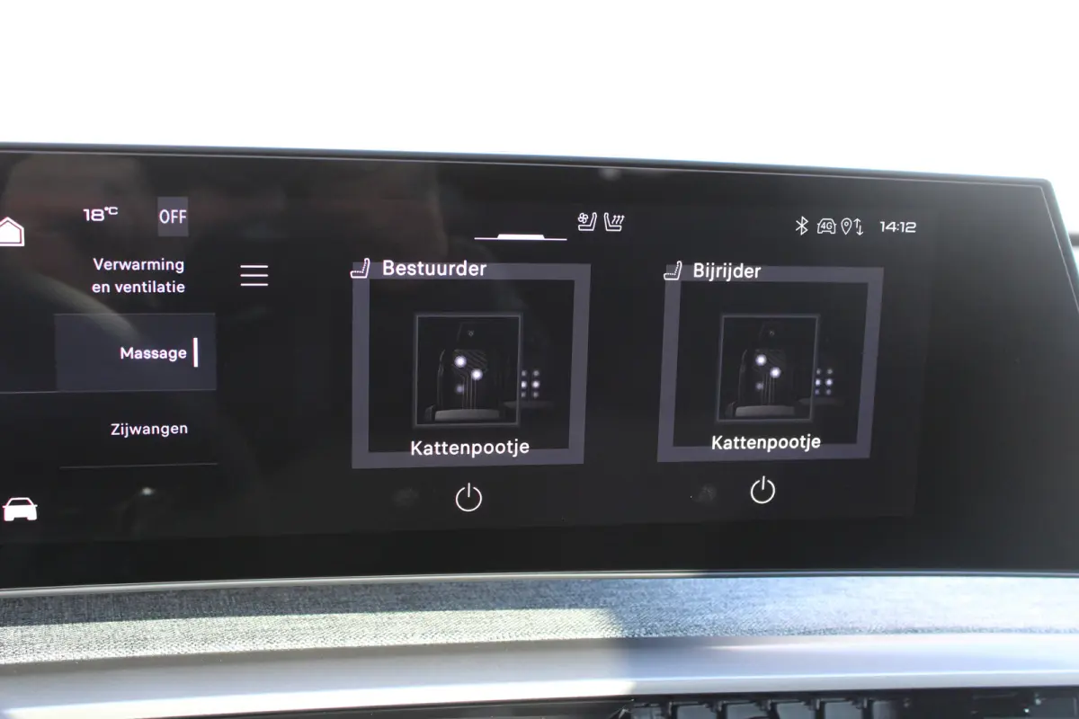 1.2 Hybrid 145 GT Exclusive | Panorama/schuifdak | Lederen bekleding | Massage | Stoelverwarming + koeling |
