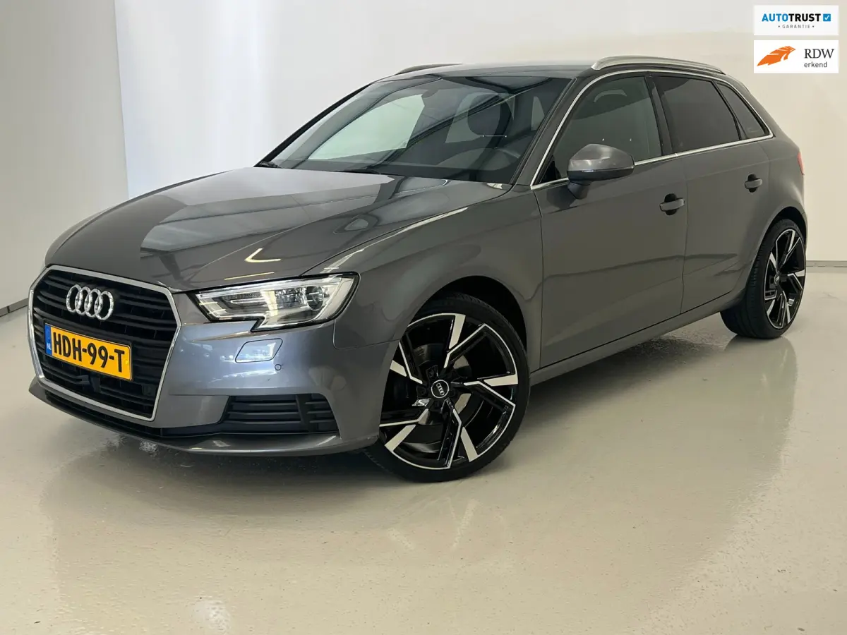 30 TFSI / CarPlay / Trekhaak / Stoelverwarming