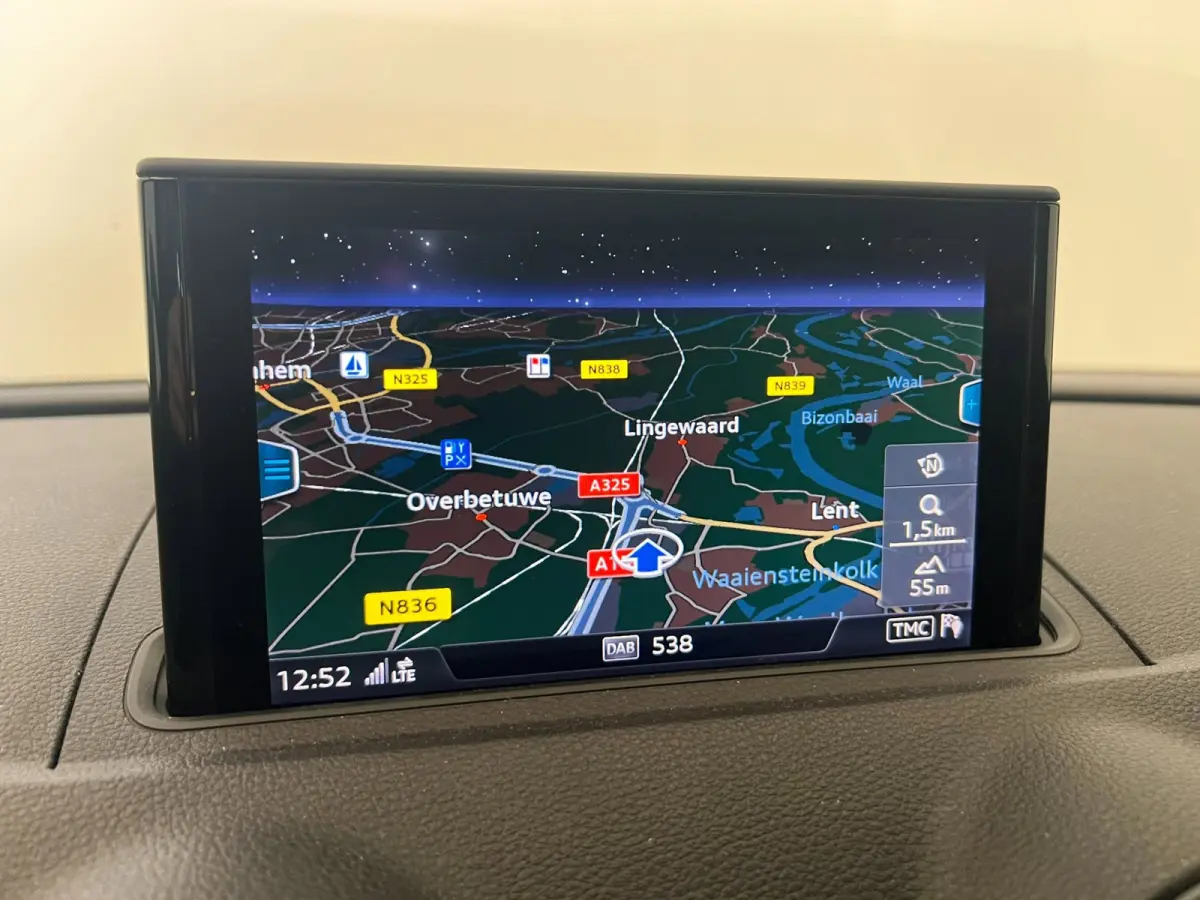 30 TFSI / CarPlay / Trekhaak / Stoelverwarming