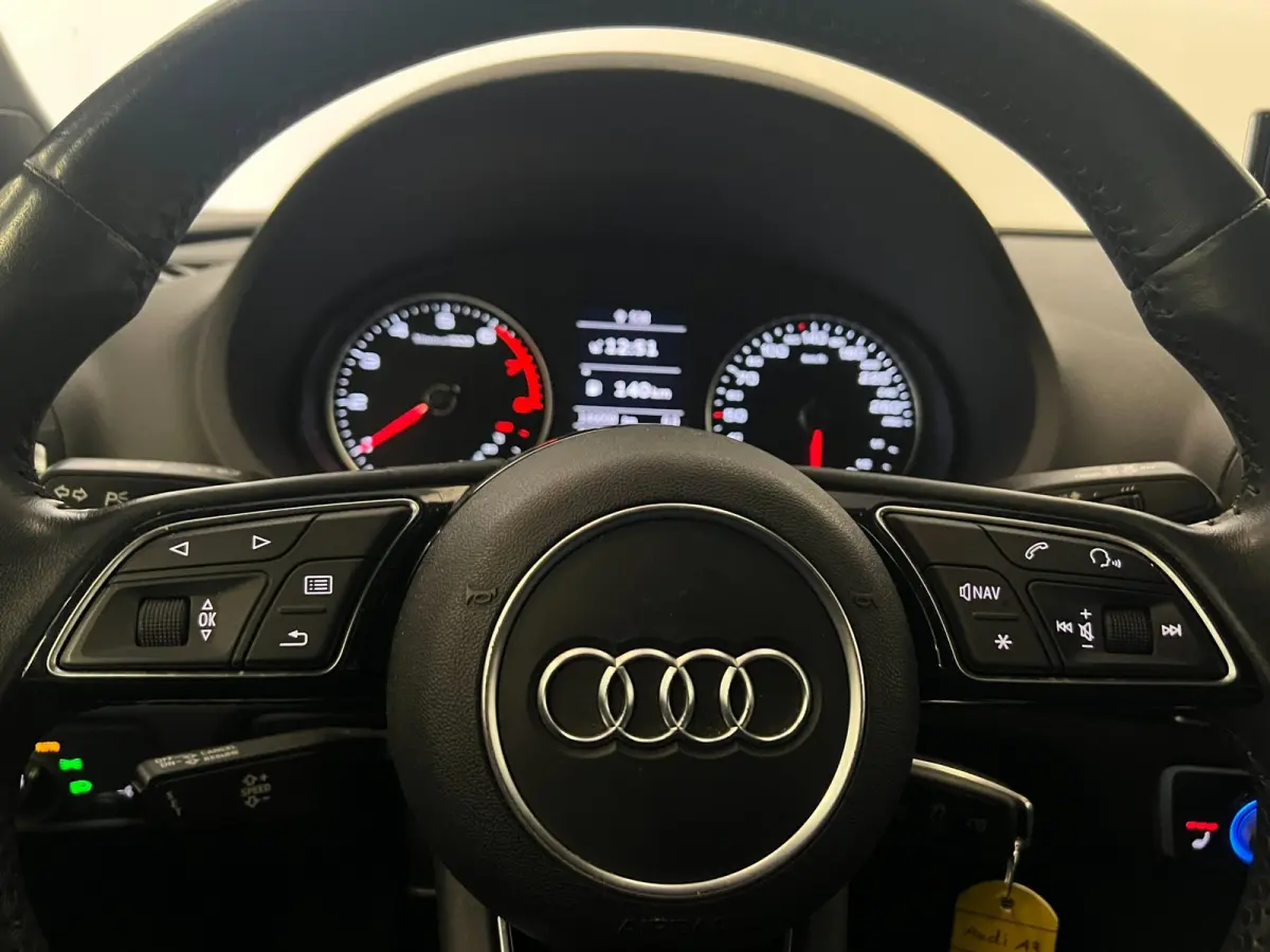 30 TFSI / CarPlay / Trekhaak / Stoelverwarming