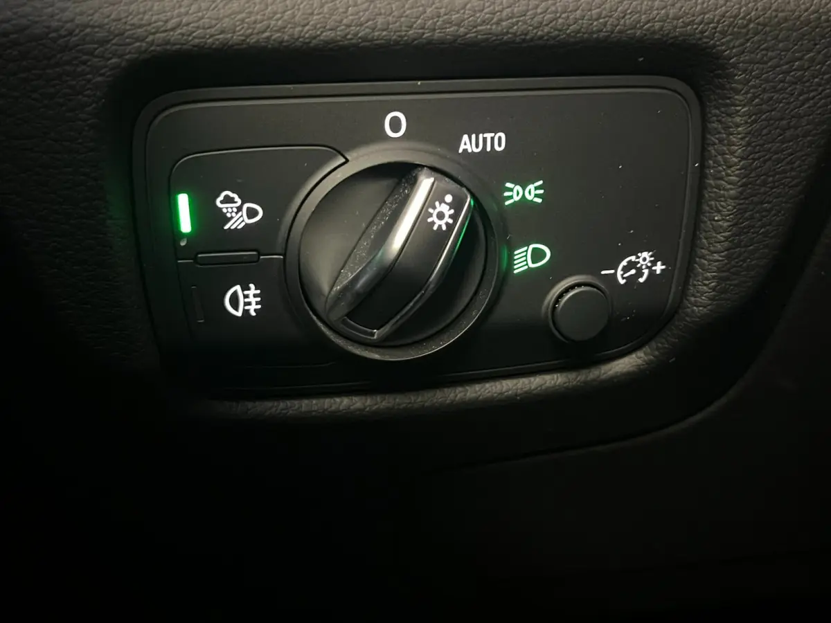 30 TFSI / CarPlay / Trekhaak / Stoelverwarming