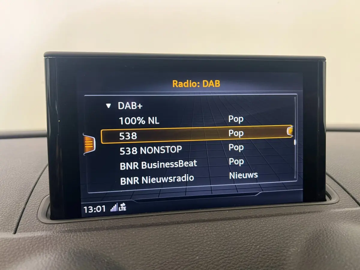 30 TFSI / CarPlay / Trekhaak / Stoelverwarming