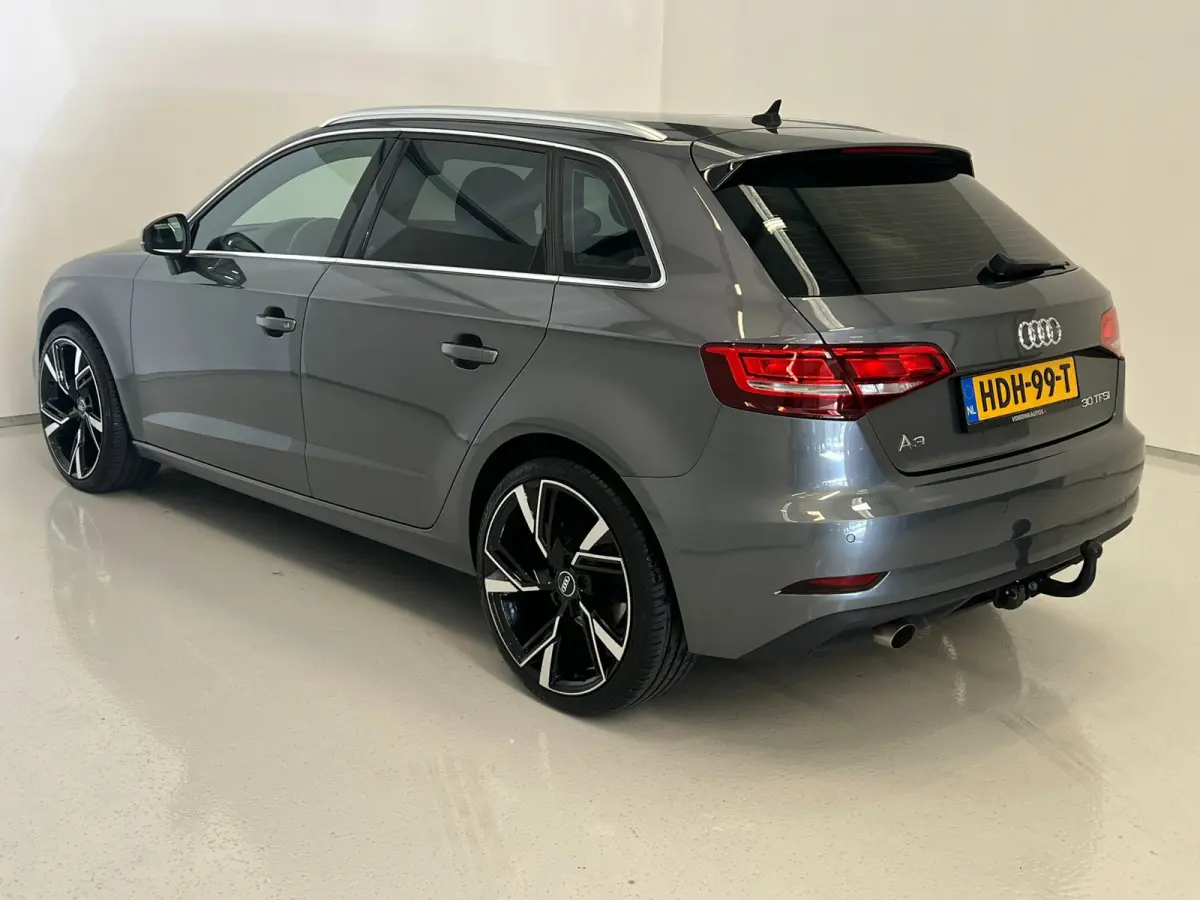 30 TFSI / CarPlay / Trekhaak / Stoelverwarming