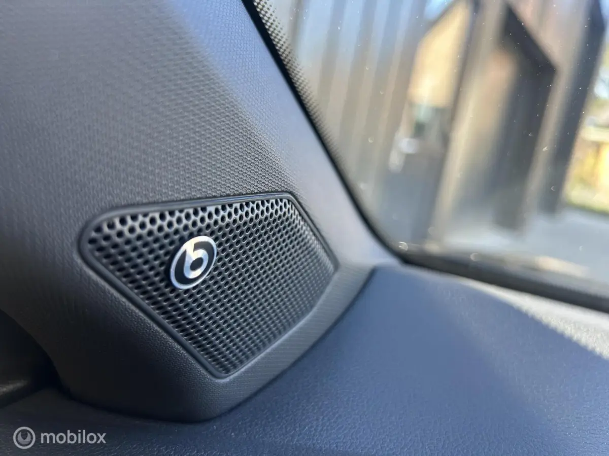 2.0 TSI 4Motion Vol R-line 1e Eig Deal Ond