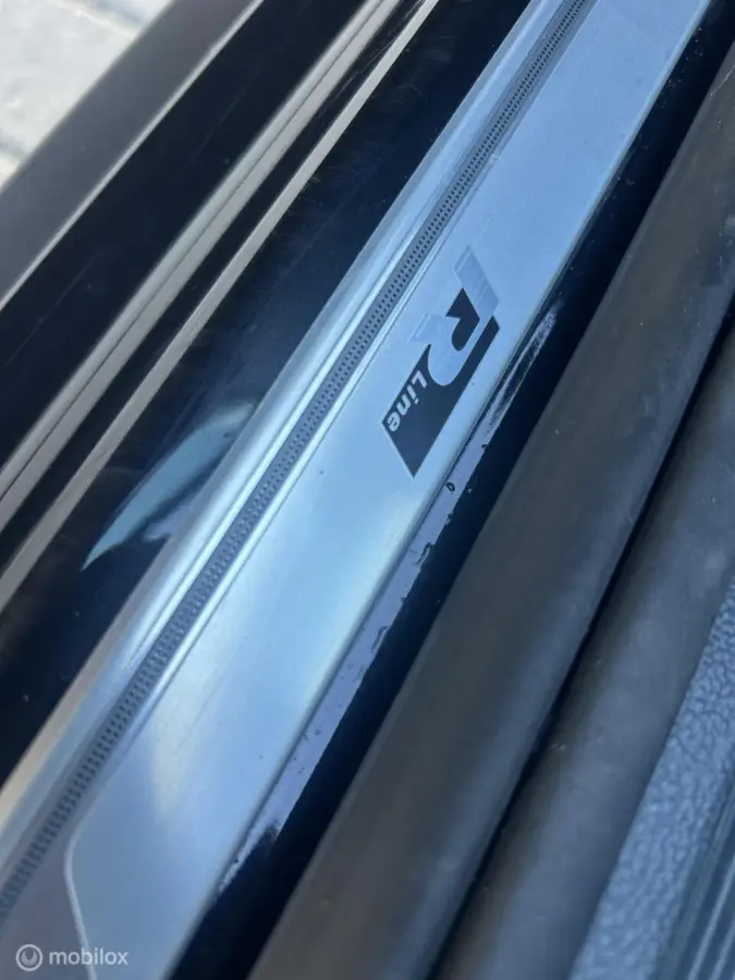 2.0 TSI 4Motion Vol R-line 1e Eig Deal Ond