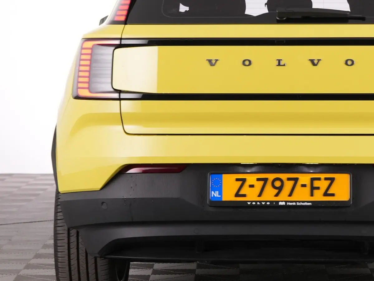 Single Motor Extended Range PLUS 69 kWh | Trekhaak | MOSS YELLOW *SOH: 99,1%* !